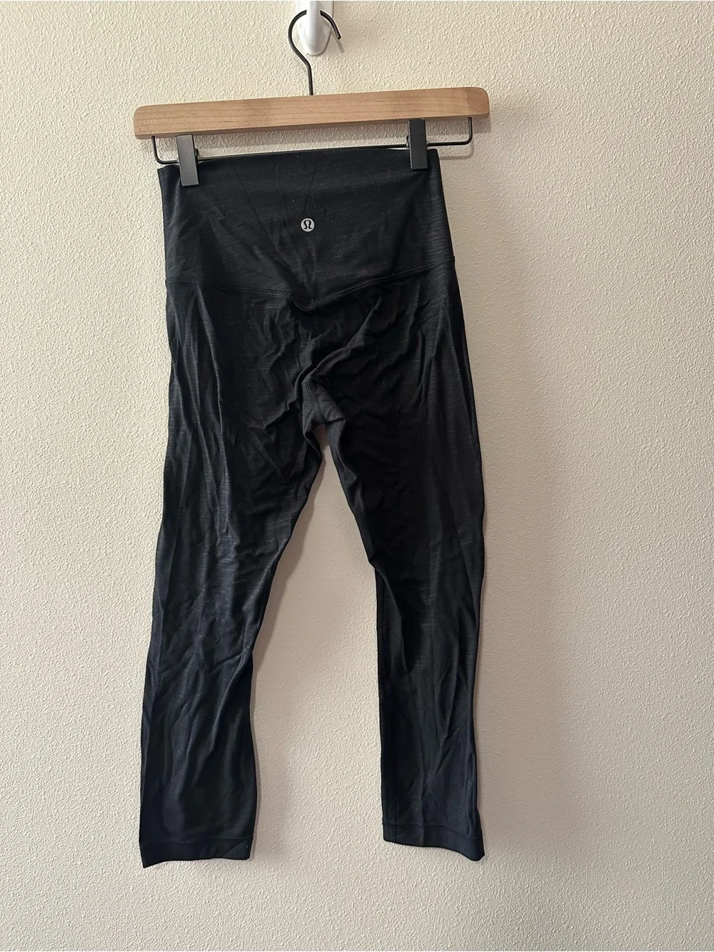 Lululemon Align Crop *21